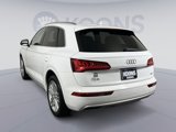 Used 2019 Audi Q5 2.0T Premium Plus w/ Premium Plus Package image 4