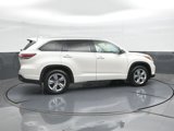 Used 2014 Toyota Highlander Limited Platinum image 3