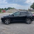 Used 2019 Jeep Cherokee Limited image 2