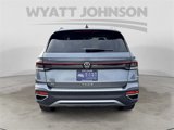 New 2025 Volkswagen Taos SE image 4