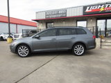 Used 2016 Volkswagen Golf SE image 2