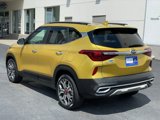 Used 2021 Kia Seltos SX w/ SX Sunroof Package image 4