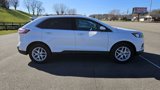 Used 2023 Ford Edge SEL image 4