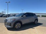 Used 2024 Nissan Kicks SV image 3