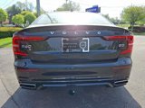 Certified 2022 Volvo S60 B5 Momentum w/ Climate Package image 5