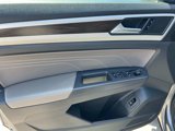 Certified 2021 Volkswagen Atlas SE image 4