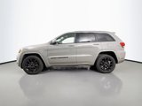 Used 2022 Jeep Grand Cherokee Laredo X image 4