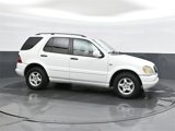 Used 2001 Mercedes-Benz ML 320 4MATIC image 2