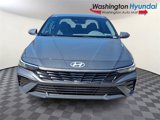 New 2025 Hyundai Elantra SE image 2