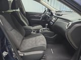 Used 2016 Nissan Rogue SV w/ SV Premium Package image 5