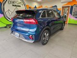 Used 2022 Kia Niro LXS image 3