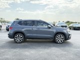 Used 2022 Volkswagen Taos SE w/ IQ.Drive SE Package image 4