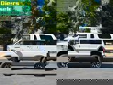 Used 2000 Ford Excursion Limited image 2