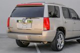 Used 2013 Cadillac Escalade Luxury image 3