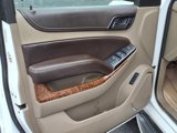 Used 2016 Chevrolet Suburban LTZ image 4