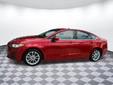 Used 2020 Ford Fusion SE image 2