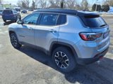 Used 2021 Jeep Compass Trailhawk image 3