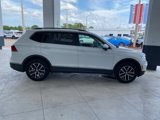 Used 2021 Volkswagen Tiguan SE w/ Panoramic Sunroof Package image 5