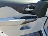 Used 2021 Jeep Cherokee Latitude Lux w/ Comfort/Convenience Group image 6