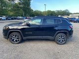 New 2025 Jeep Compass Limited image 3
