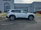 Used 2023 Nissan Rogue SV image 6