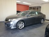 Used 2014 Toyota Camry SE image 2