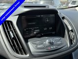 Used 2015 Ford Escape SE w/ Equipment Group 201A image 3