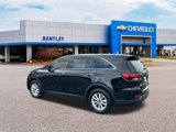 Used 2020 Kia Sorento LX image 3
