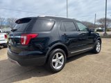 Used 2017 Ford Explorer XLT w/ Equipment Group 202A image 5