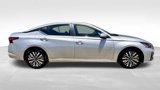 Used 2023 Nissan Altima 2.5 SV image 5