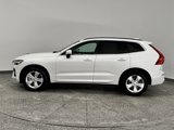 Used 2022 Volvo XC60 B5 Momentum image 4