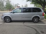 Used 2014 Chrysler Town & Country S image 2