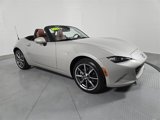 Used 2023 MAZDA MX-5 Miata Grand Touring image 2
