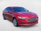 Used 2017 Ford Fusion SE image 3