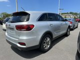 Used 2019 Kia Sorento LX image 5