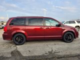 Used 2019 Dodge Grand Caravan SE image 4