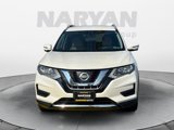 Used 2017 Nissan Rogue SV w/ SV Premium Package image 2