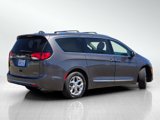 Used 2018 Chrysler Pacifica Limited w/ Advanced Safetytec Group image 4