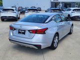 Used 2023 Nissan Altima 2.5 S image 2