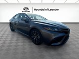 Used 2023 Toyota Camry SE image 3