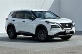 Used 2021 Nissan Rogue S image 2