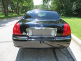 Used 2011 Lincoln Town Car Signature Limited image 4
