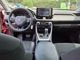 Used 2021 Toyota RAV4 LE image 5