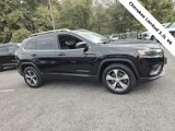 Used 2019 Jeep Cherokee Limited image 5