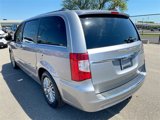Used 2013 Chrysler Town & Country Touring-L w/ Driver Convenience Group image 5