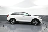 Used 2019 Kia Sorento LX w/ LX Convenience Package image 5