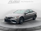 Used 2021 Toyota Camry SE image 3