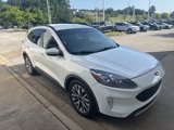Used 2020 Ford Escape Titanium image 3
