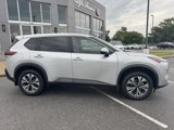 Used 2023 Nissan Rogue SV image 4