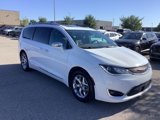 Used 2017 Chrysler Pacifica Limited w/ UConnect Theater Package image 3